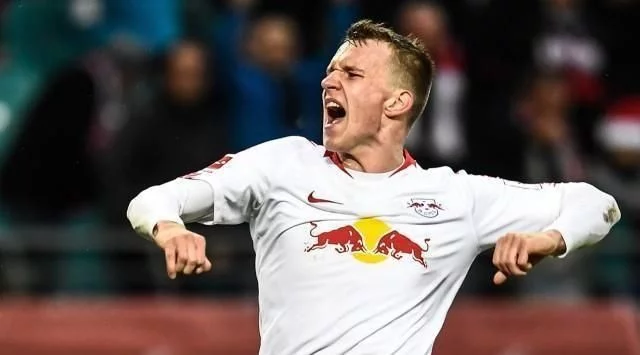 赛中承担起 赛中承担起